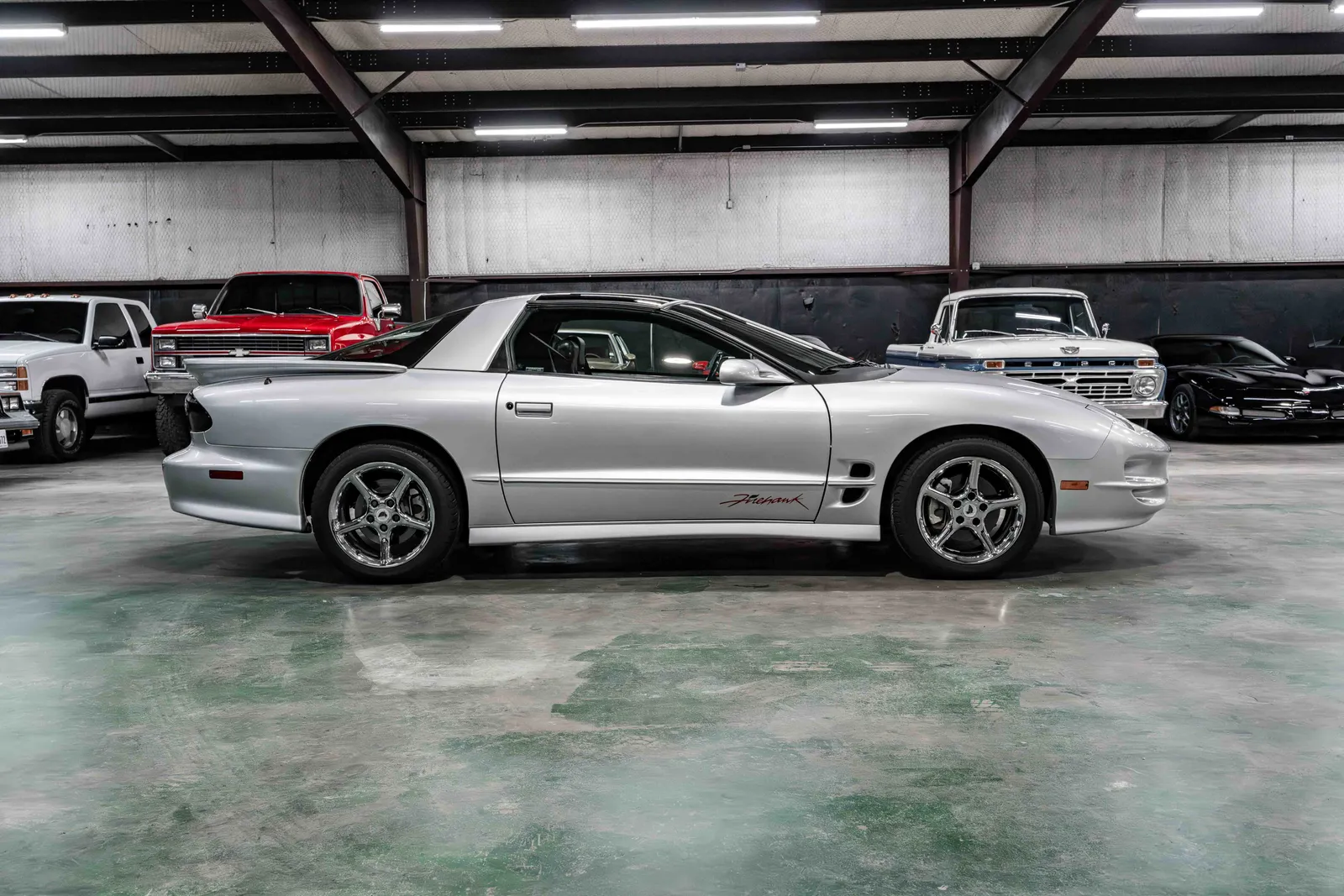 5_2002-Pontiac-Firehawk-Sebring silver metallic-140934--38.jpg